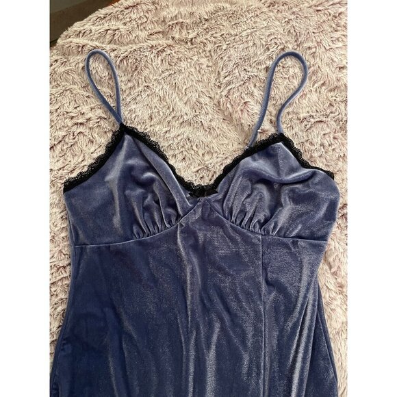 Forever 21‎ Womens Velvet Slip Dress With Lace Trim & Side Slit In Blue - Picture 2 of 15